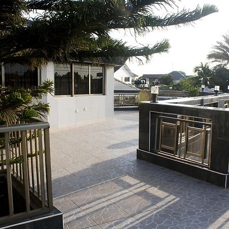 Eastgate Hotel Accra Ngoại thất bức ảnh