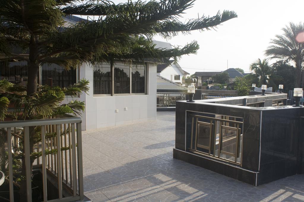 Eastgate Hotel Accra Ngoại thất bức ảnh