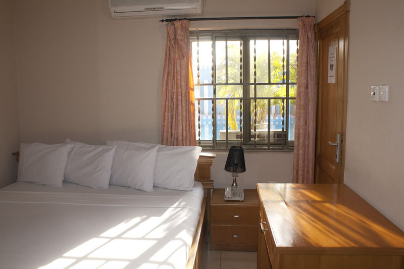 Eastgate Hotel Accra Ngoại thất bức ảnh